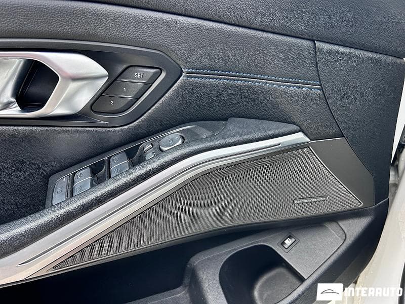 2020 BMW 330E — Miniatură 7
