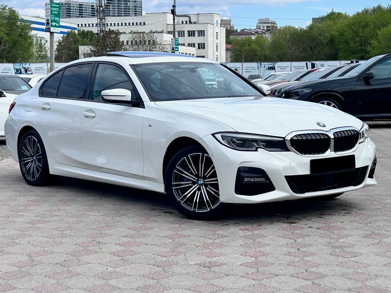 2020 BMW 330E — Miniatură 4