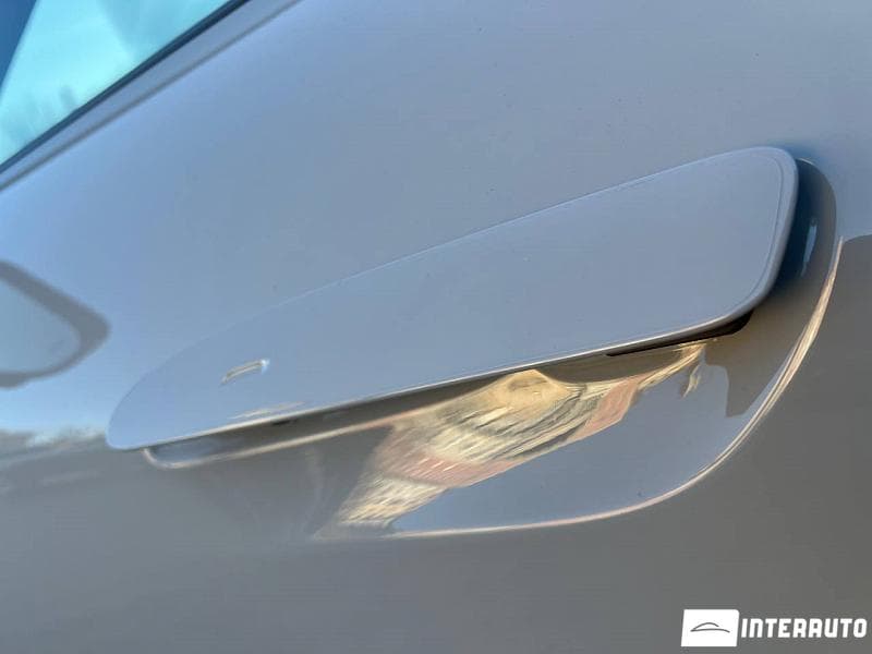 2021 Porsche Taycan Turbo S — Miniatură 6
