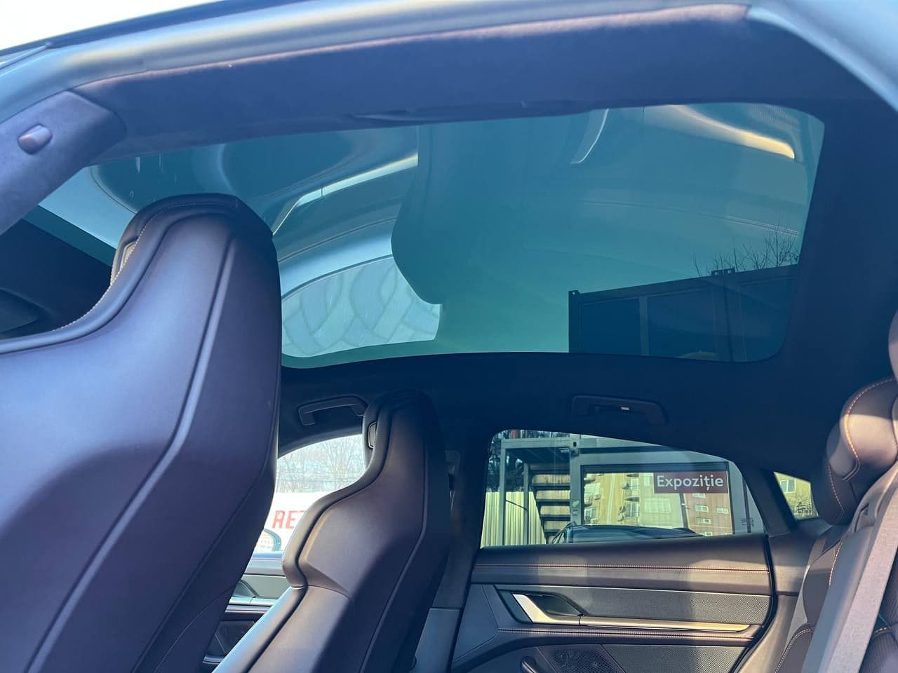 2021 Porsche Taycan Turbo S — Miniatură 29