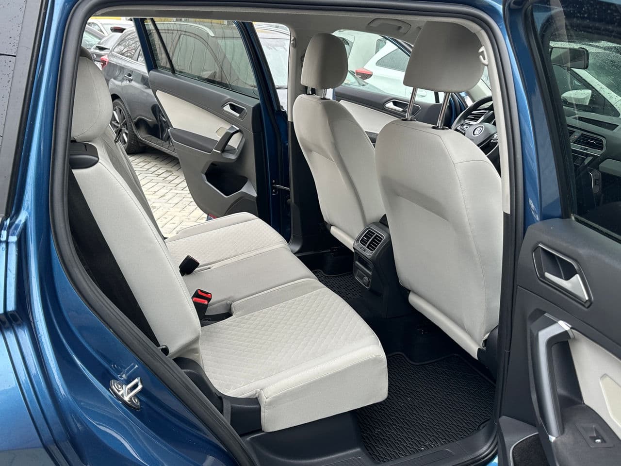 2017 Volkswagen Tiguan — Miniatură 15