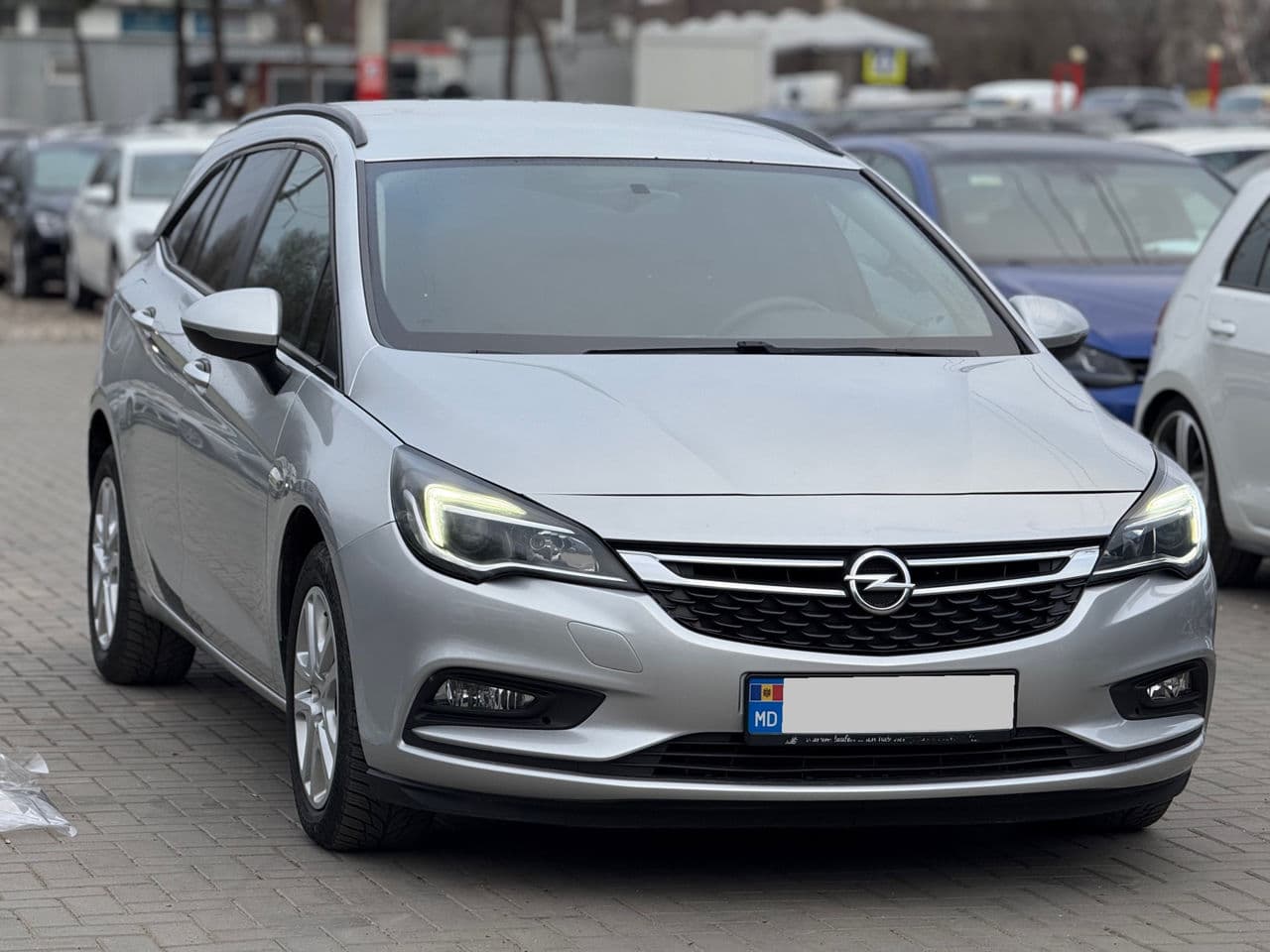 Opel Astra 2017 — Миниатюра 3
