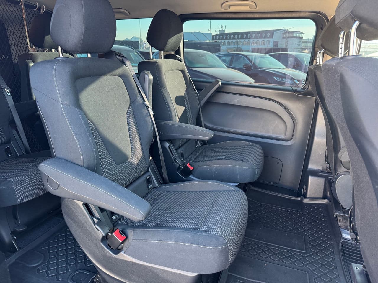 2021 Mercedes Vito — Miniatură 14