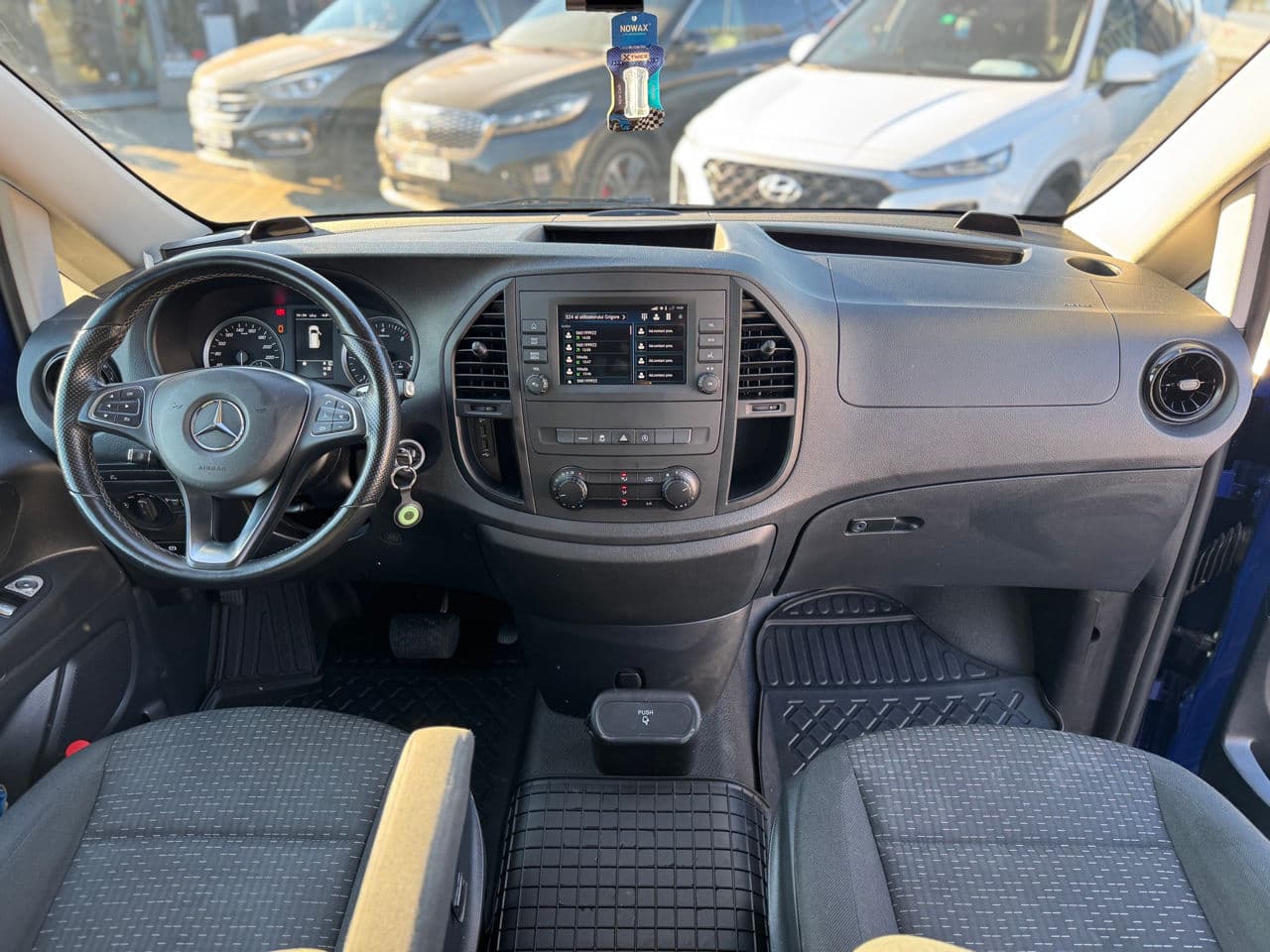2021 Mercedes Vito — Miniatură 6