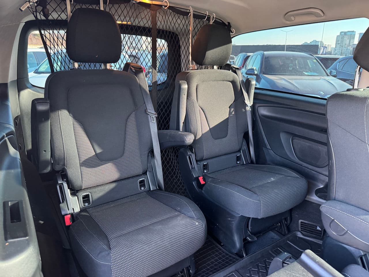 2021 Mercedes Vito — Miniatură 13