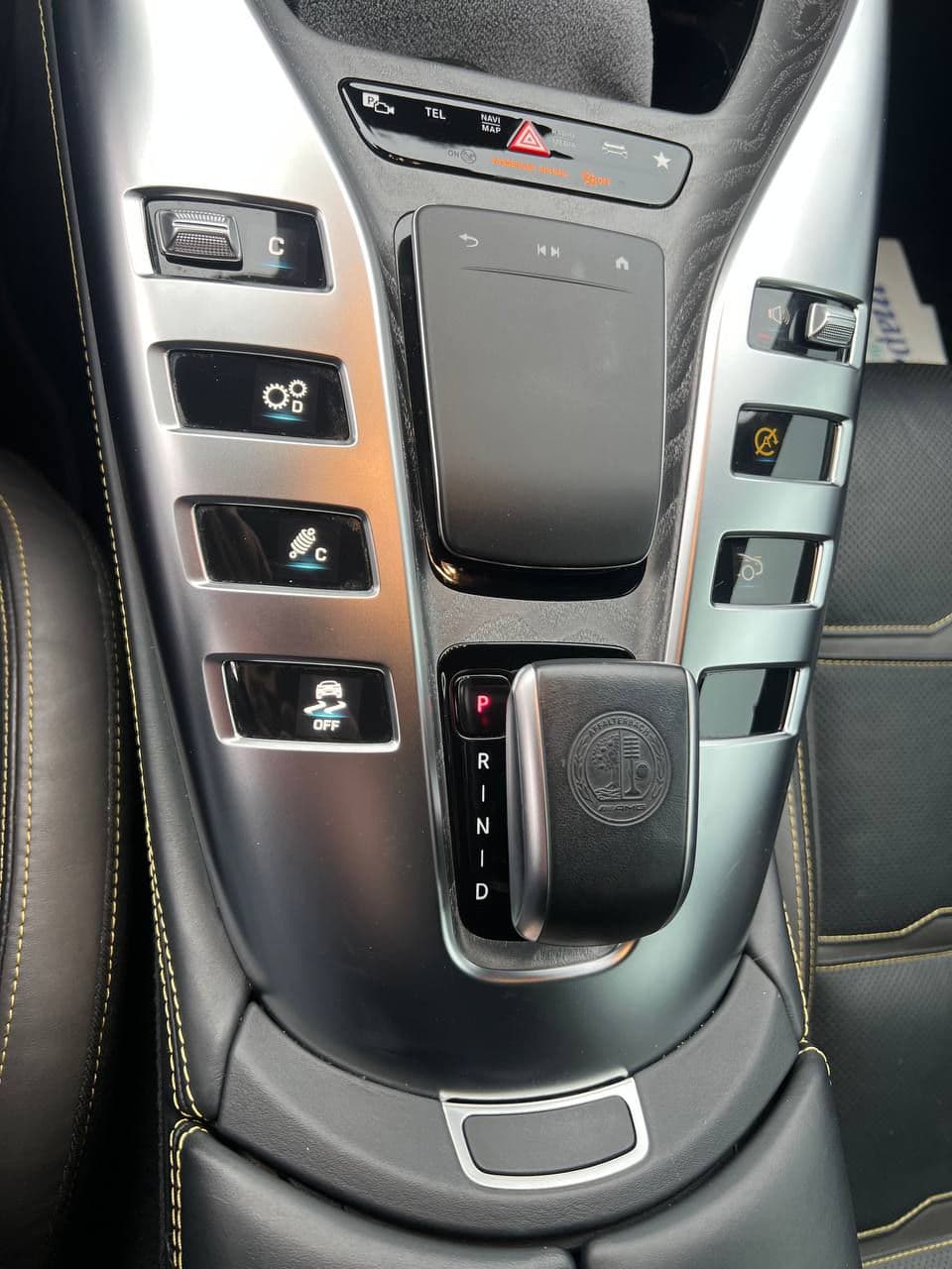 2022 Mercedes AMG GT 43 — Miniatură 17