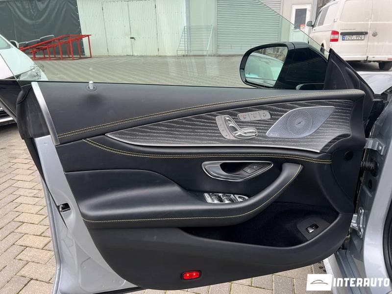 2022 Mercedes AMG GT 43 — Miniatură 8