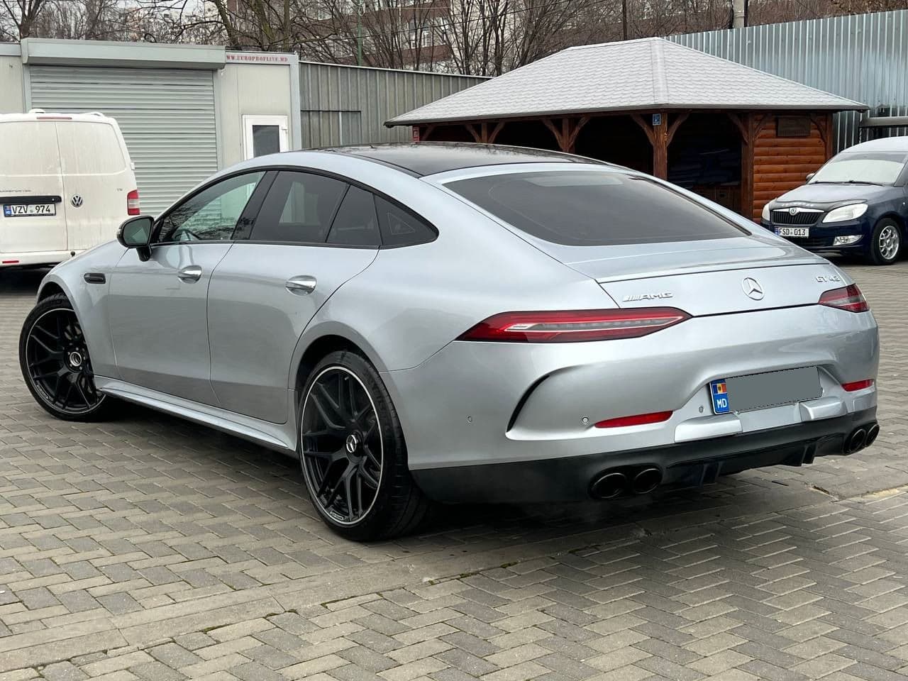 2022 Mercedes AMG GT 43 — Miniatură 4