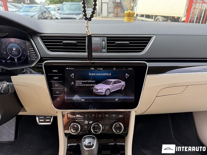 2020 Skoda Superb — Miniatură 14