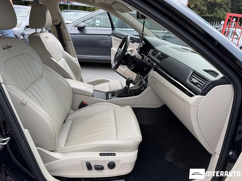 2020 Skoda Superb — Miniatură 6
