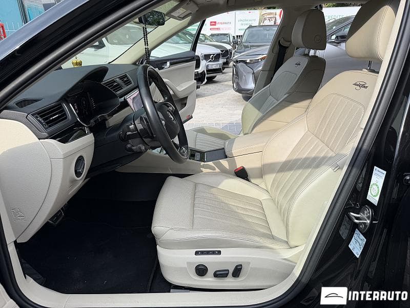 2020 Skoda Superb — Miniatură 5