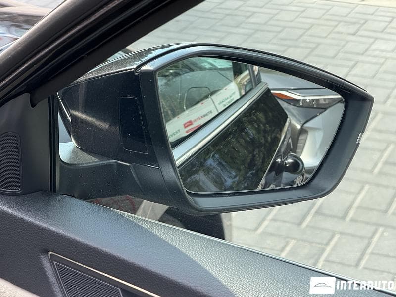 2020 Skoda Superb — Miniatură 16