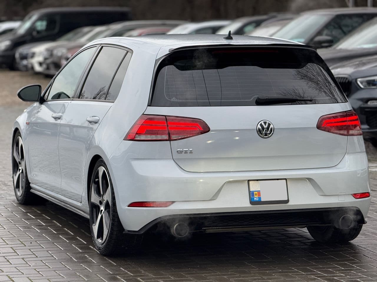 2017 Volkswagen Golf GTI — Miniatură 4