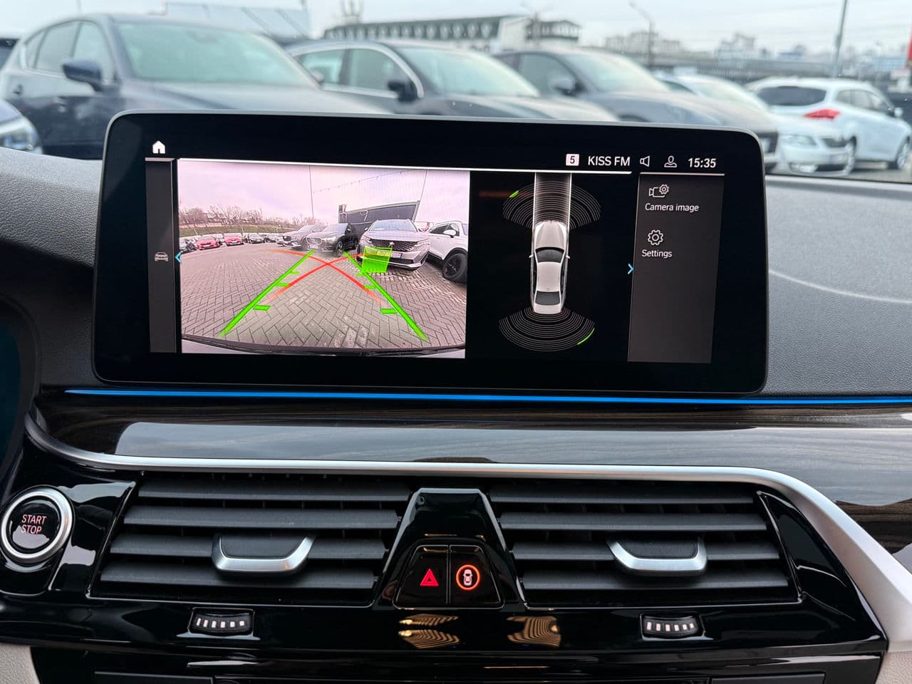 BMW 530e 2021 — Миниатюра 9