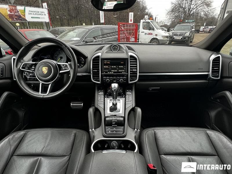 Porsche Cayenne S Hybrid 2016 — Миниатюра 10