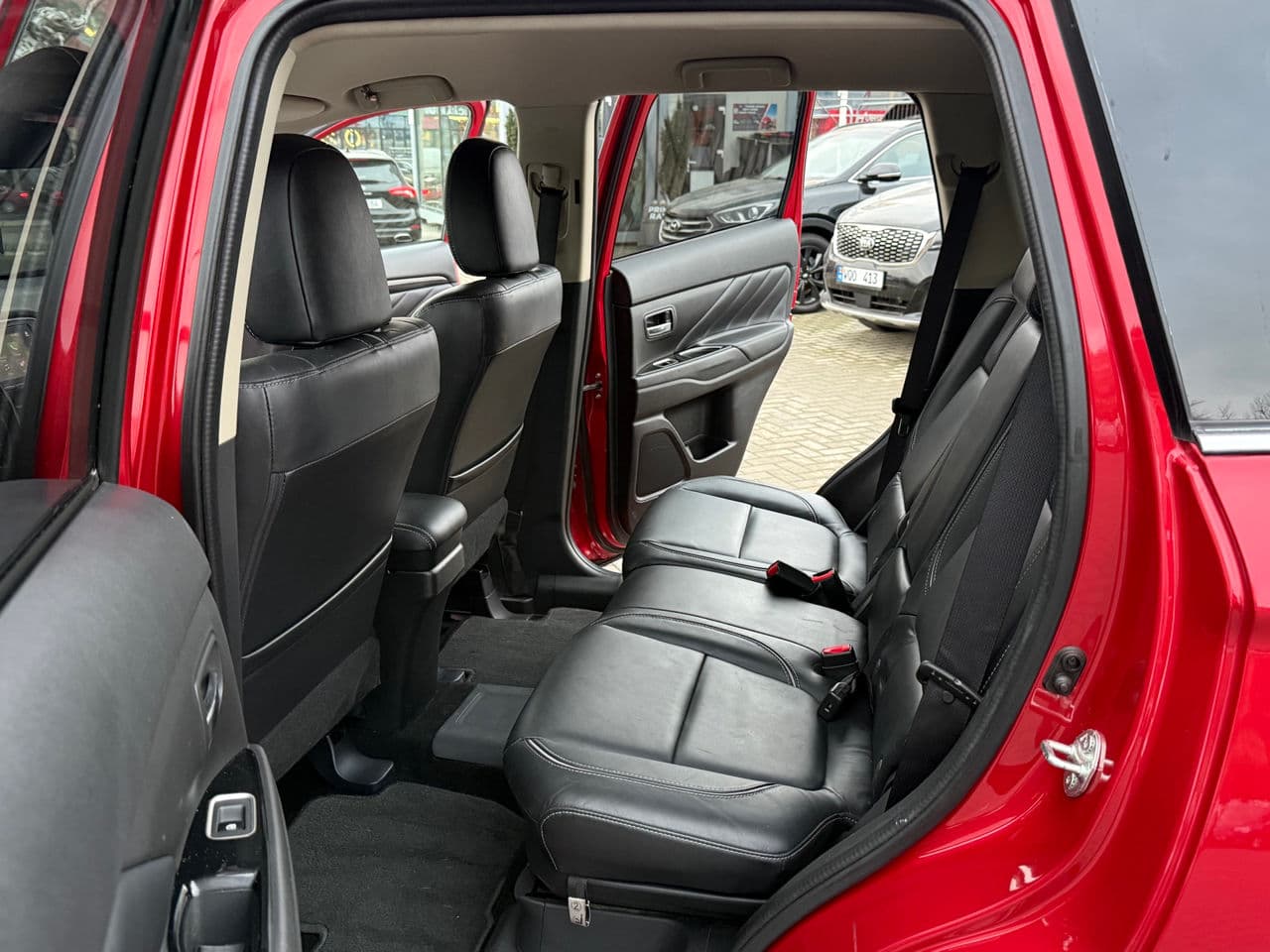 2018 Mitsubishi Outlander — Miniatură 13