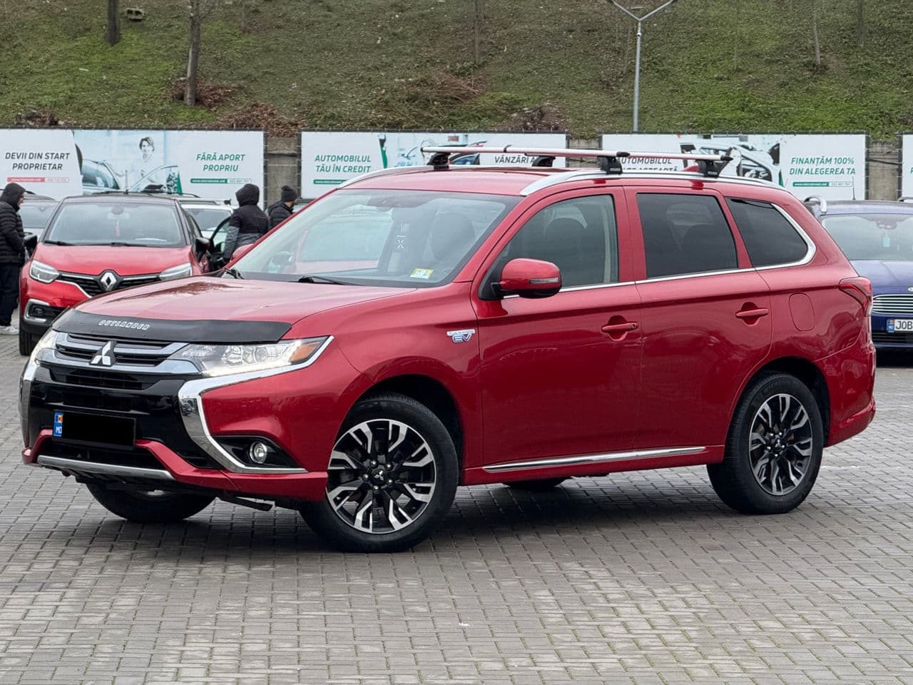 2018 Mitsubishi Outlander — Miniatură 2