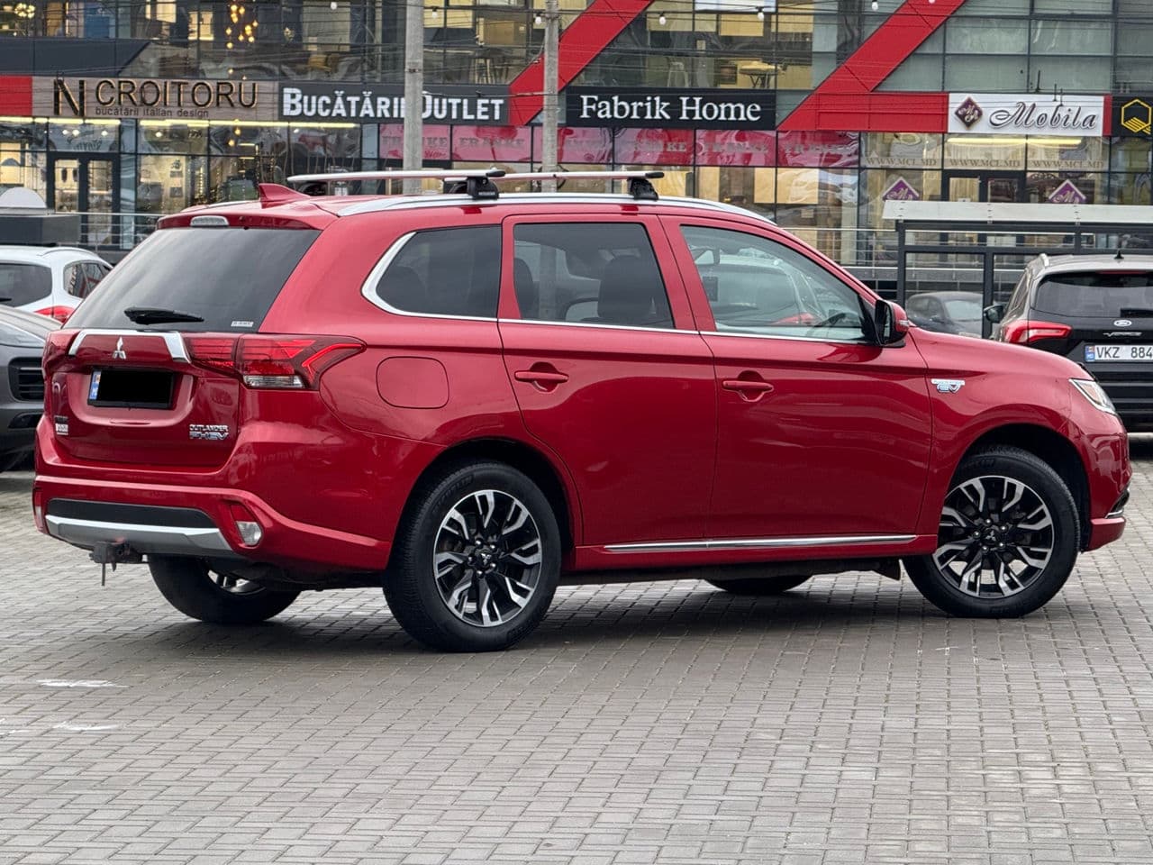2018 Mitsubishi Outlander — Miniatură 3