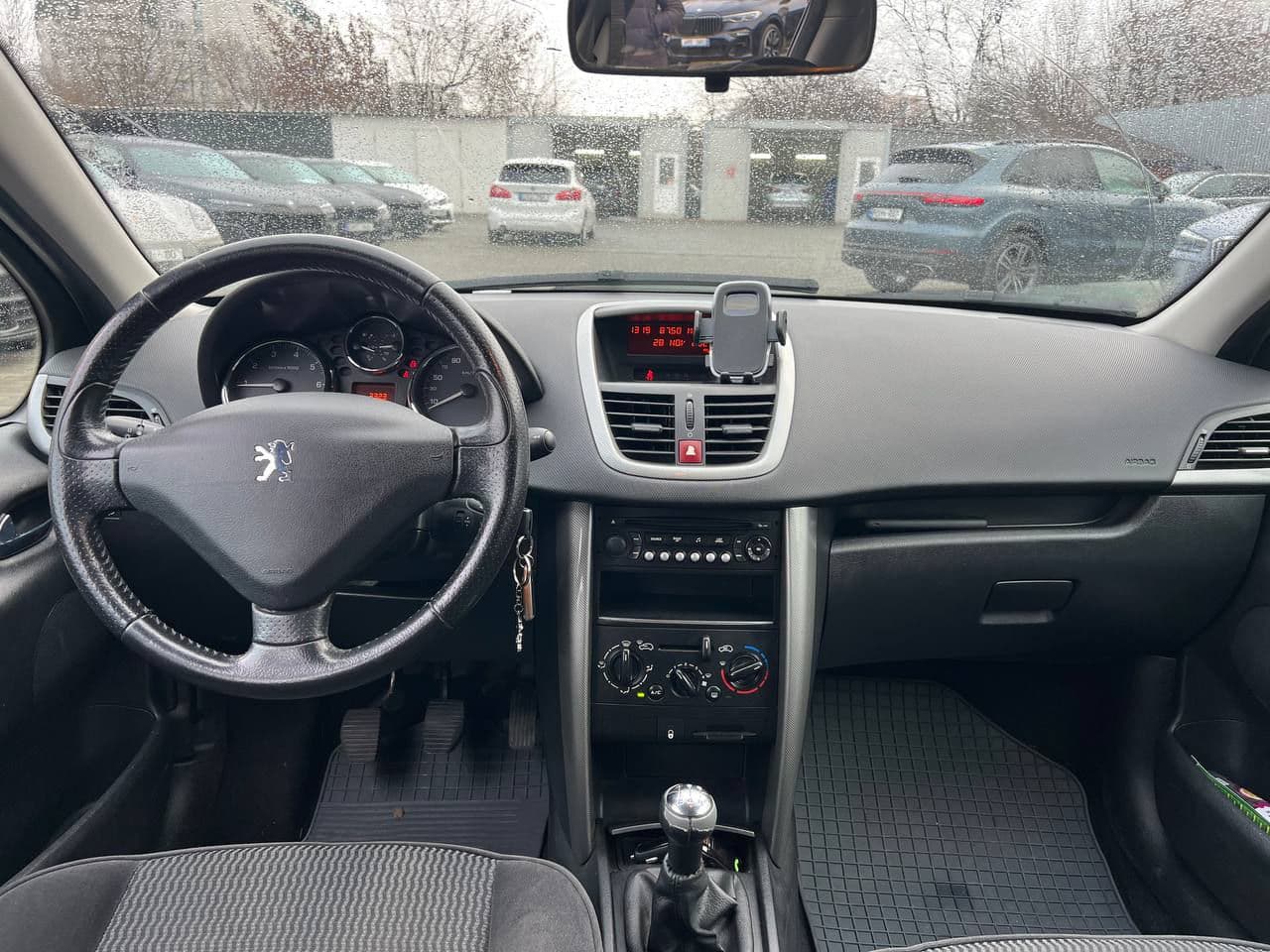 2008 Peugeot 207 — Miniatură 6