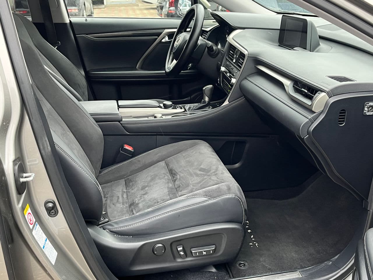 2018 Lexus RX 300 — Miniatură 13