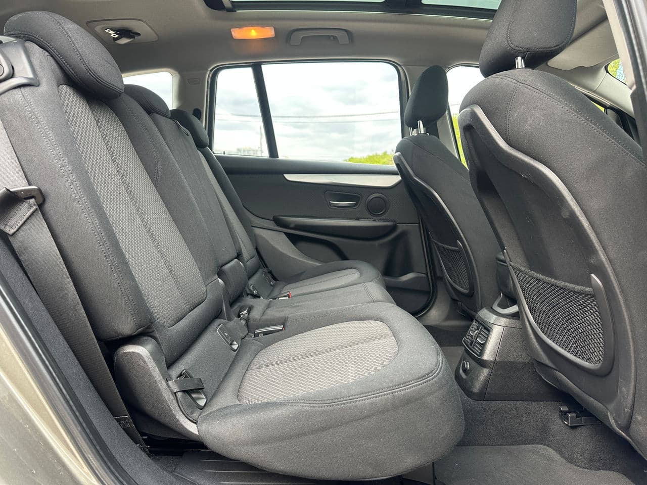 2015 BMW 216d — Miniatură 16