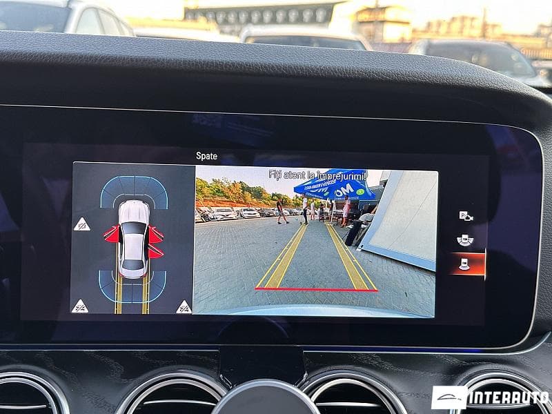 2022 Mercedes E 300e — Miniatură 10
