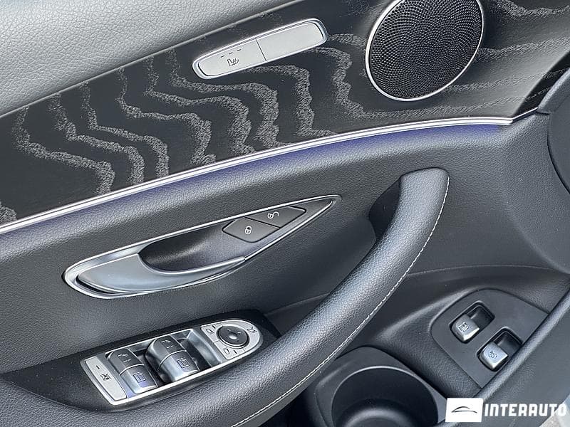 2022 Mercedes E 300e — Miniatură 16