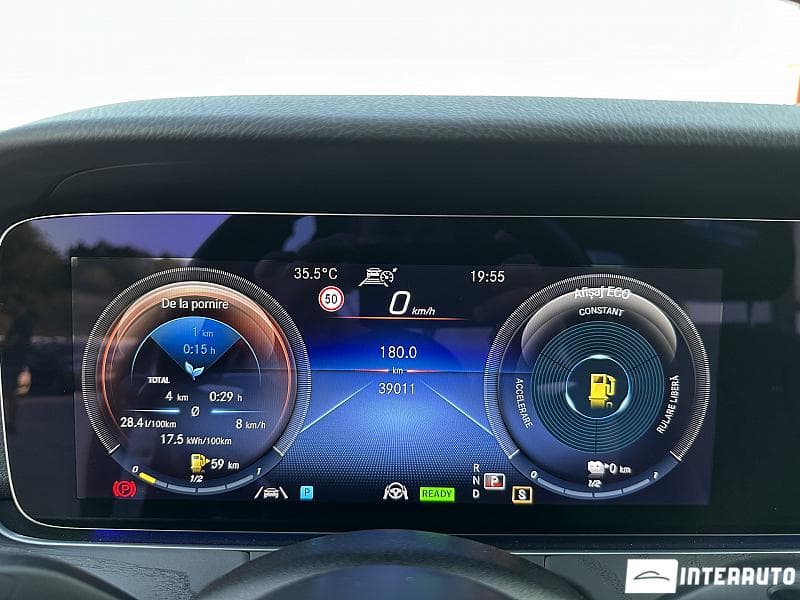 2022 Mercedes E 300e — Miniatură 8