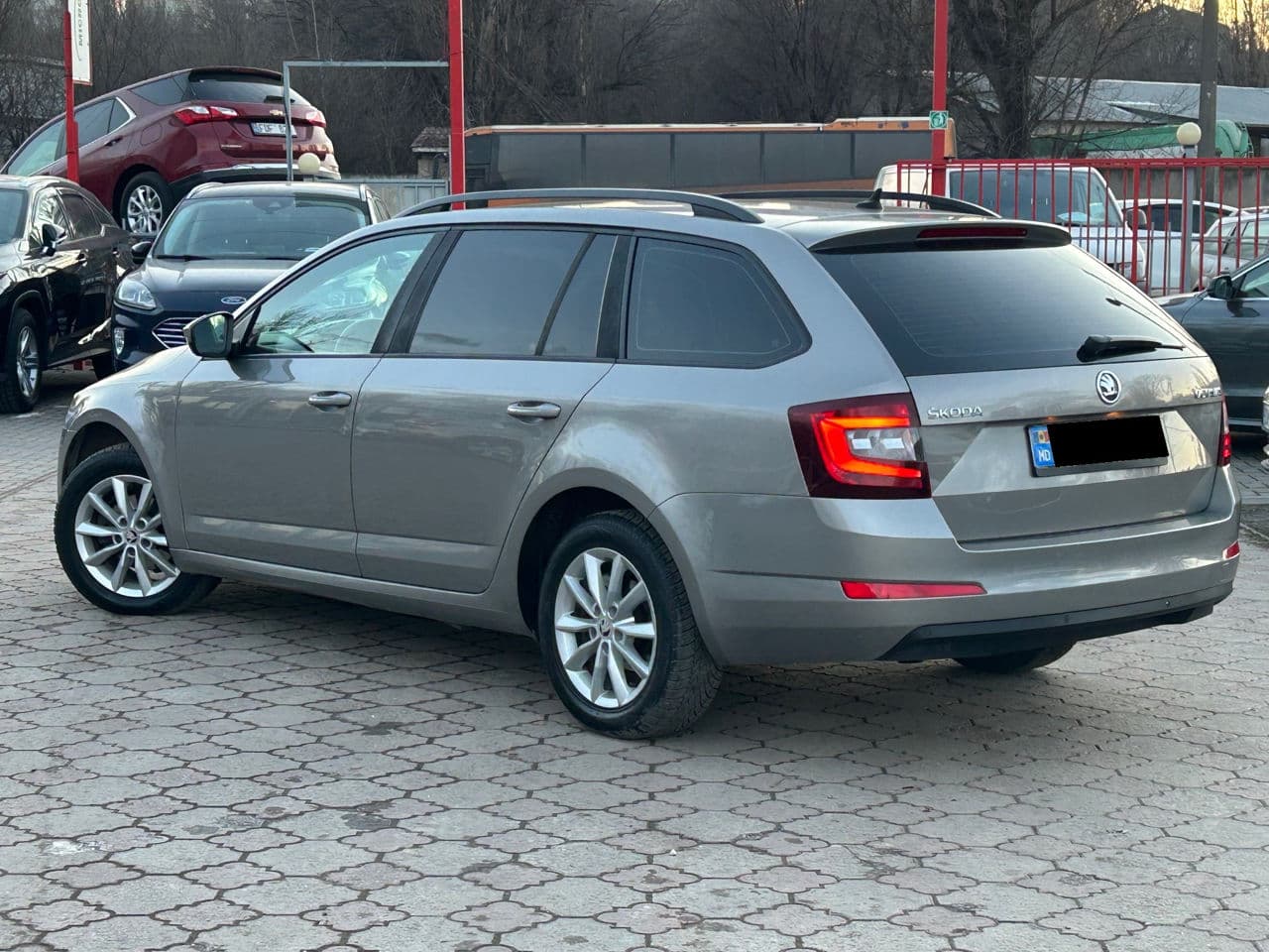 2014 Skoda Octavia — Miniatură 2