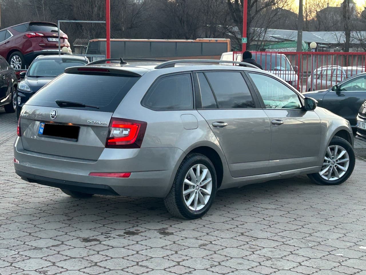 2014 Skoda Octavia — Miniatură 4