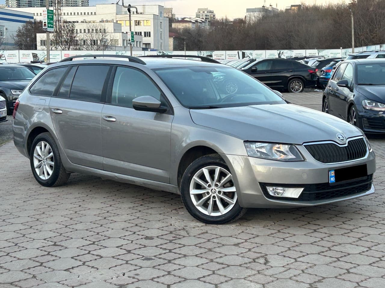 2014 Skoda Octavia — Miniatură 3