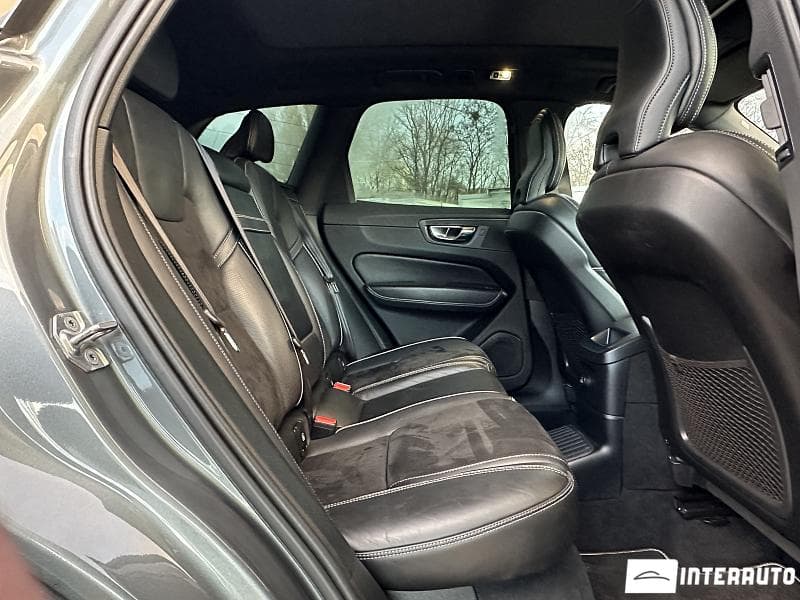 Volvo XC 60 2018 — Миниатюра 16