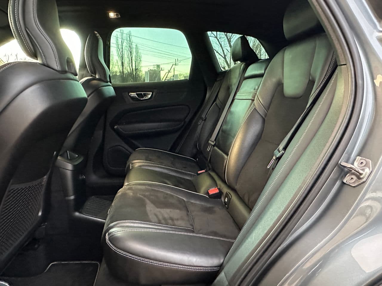 Volvo XC 60 2018 — Миниатюра 15