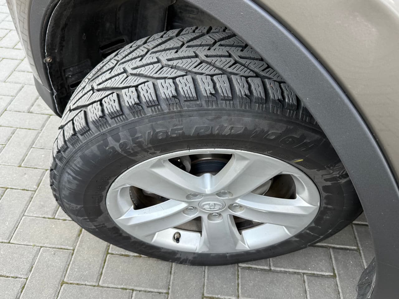 Toyota Rav-4 2014 — Миниатюра 15