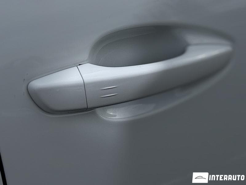2019 Peugeot 5008 — Miniatură 5