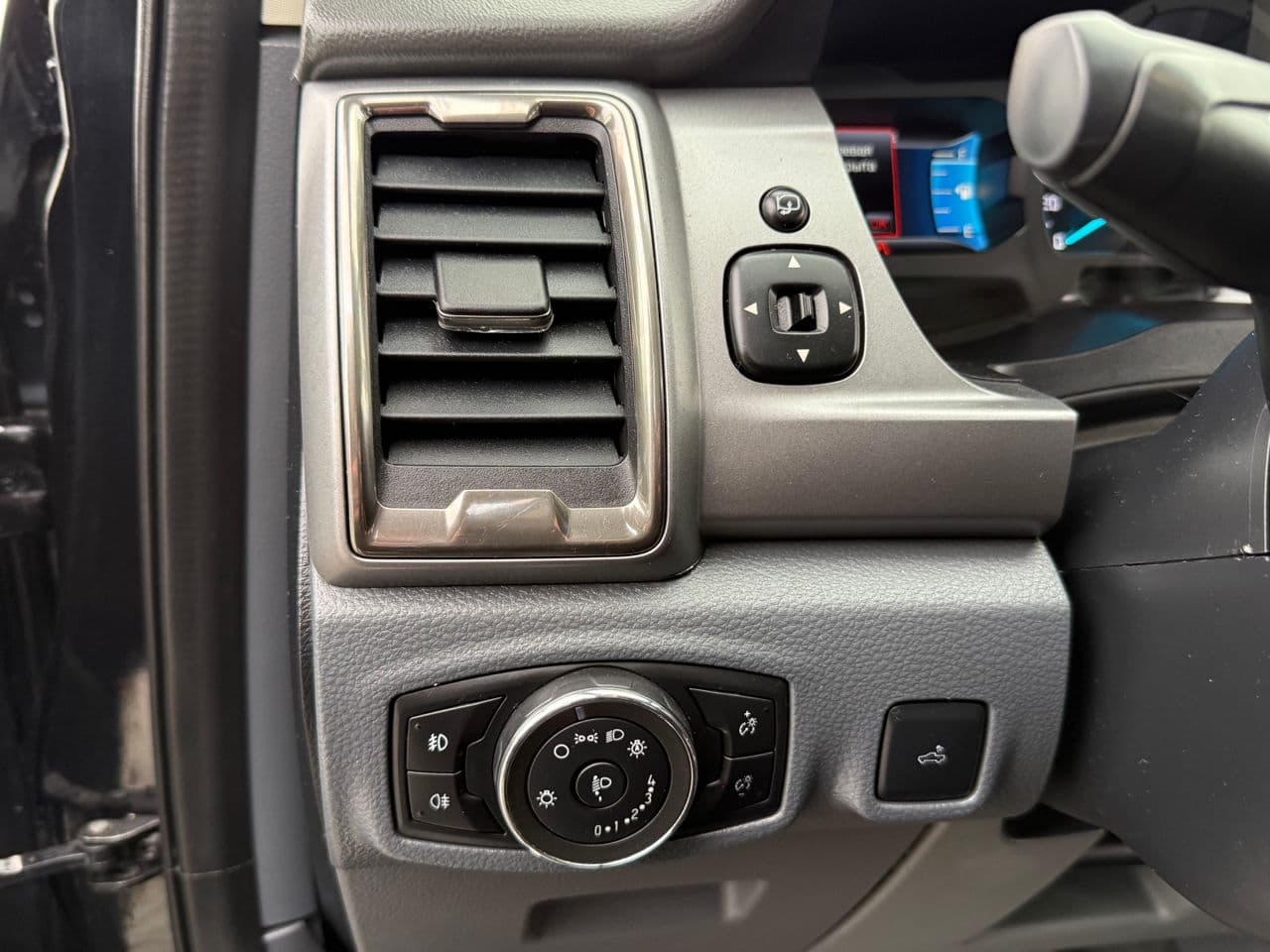2017 Ford Ranger — Miniatură 18