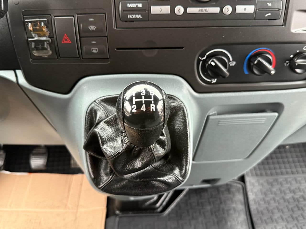 Ford Transit 2011 — Миниатюра 11