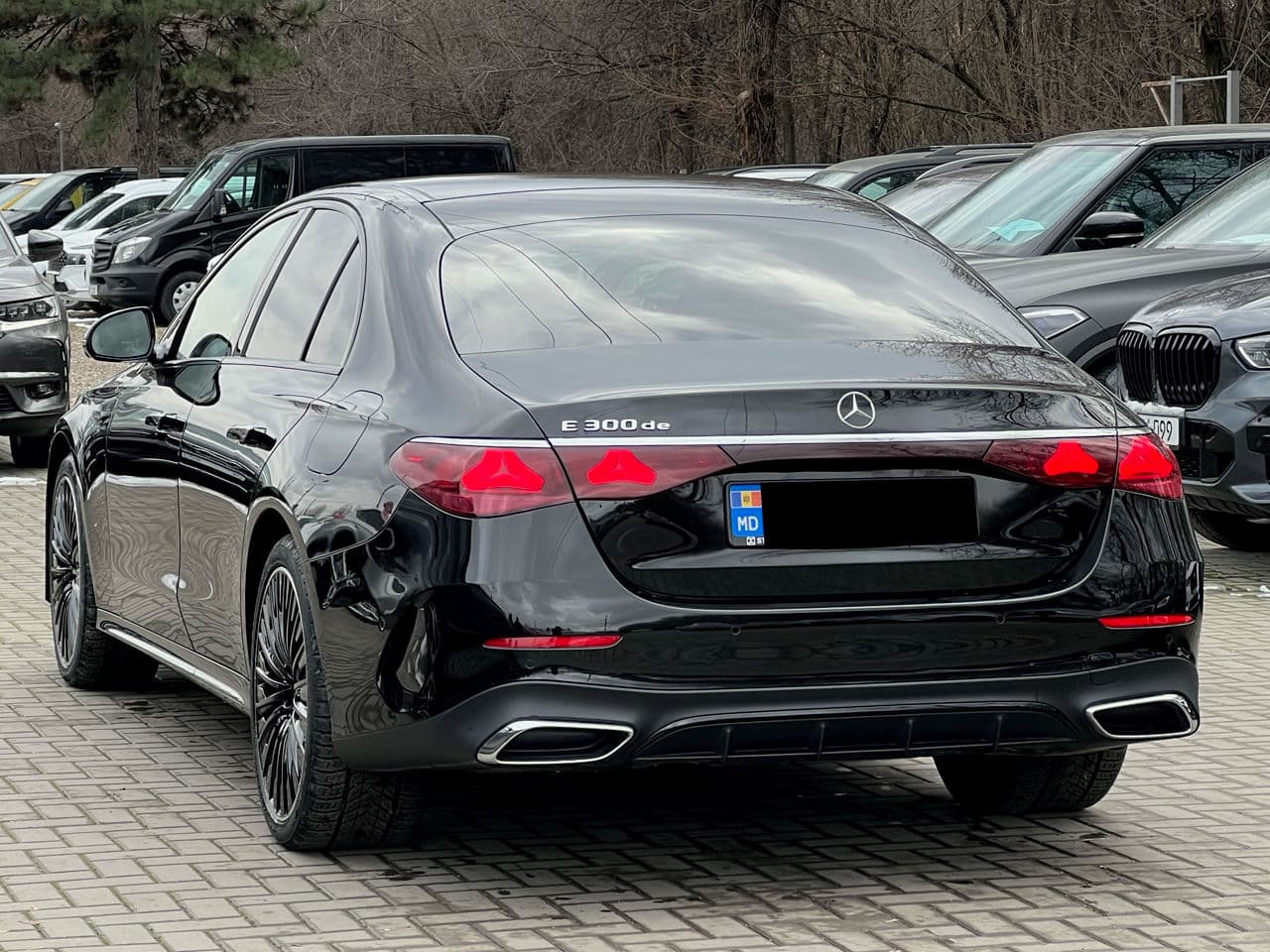 2024 Mercedes E 300de — Miniatură 4