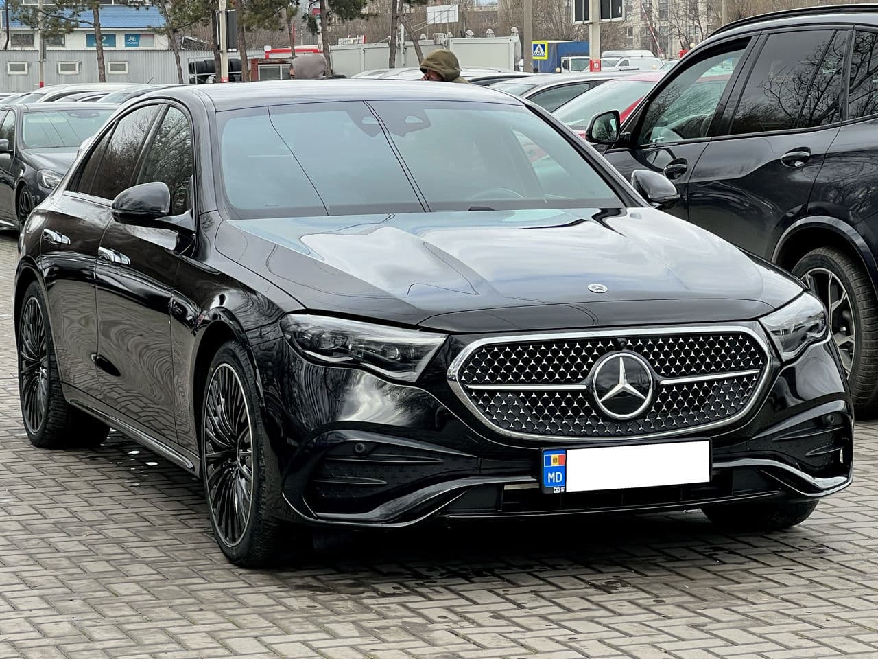 2024 Mercedes E 300de — Miniatură 3