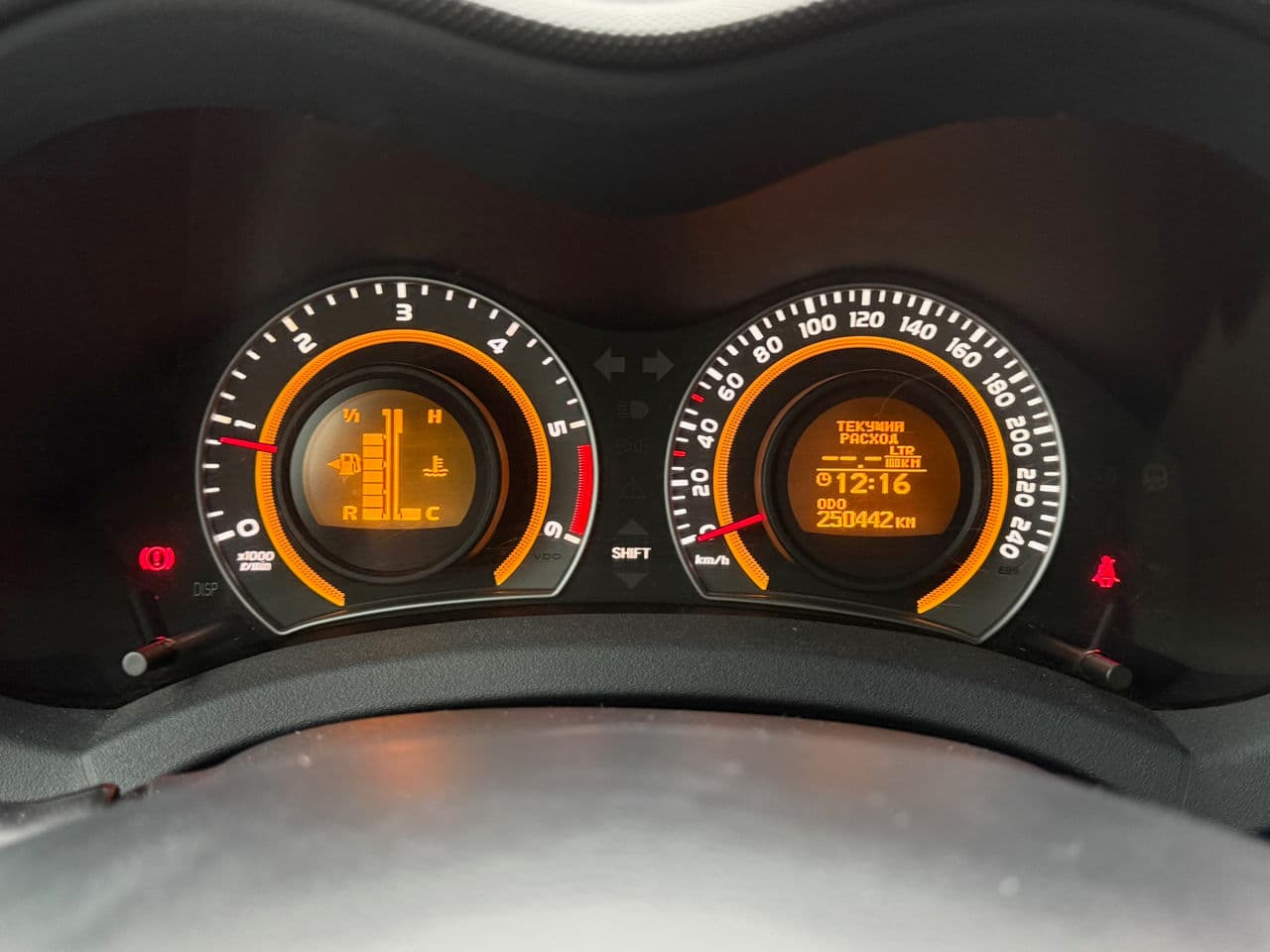 Toyota Auris 2010 — Миниатюра 10