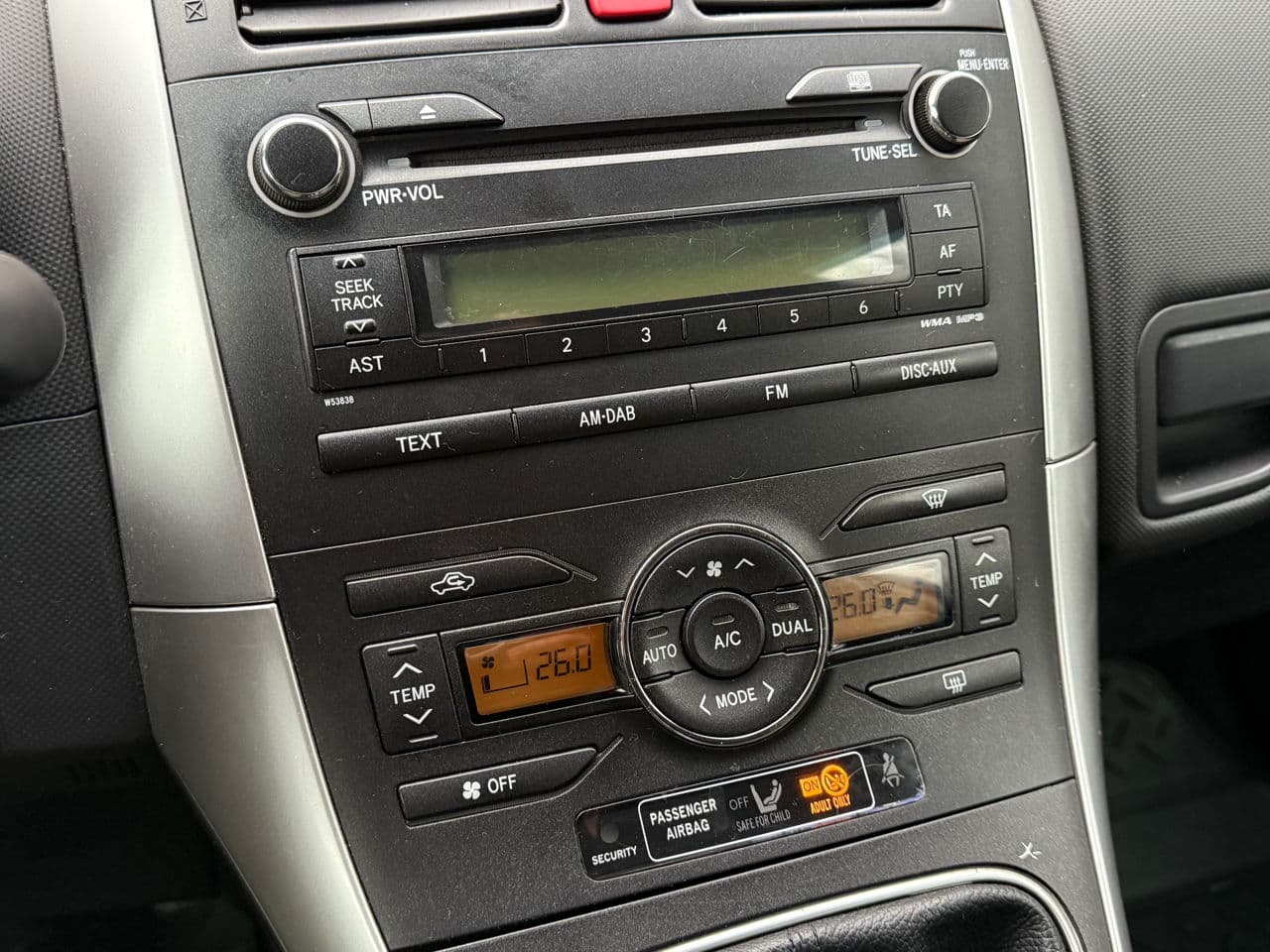 Toyota Auris 2010 — Миниатюра 11