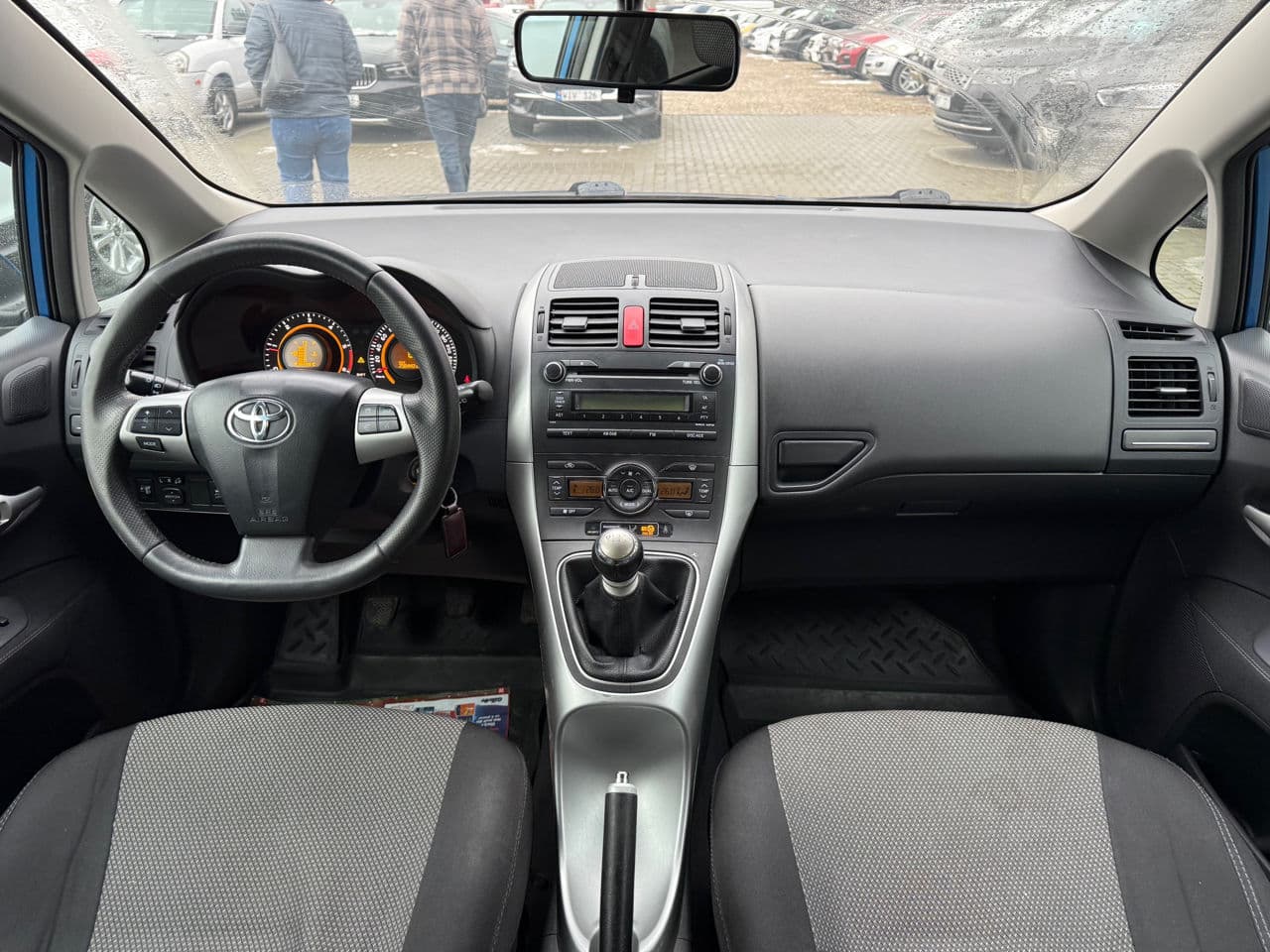 Toyota Auris 2010 — Миниатюра 8