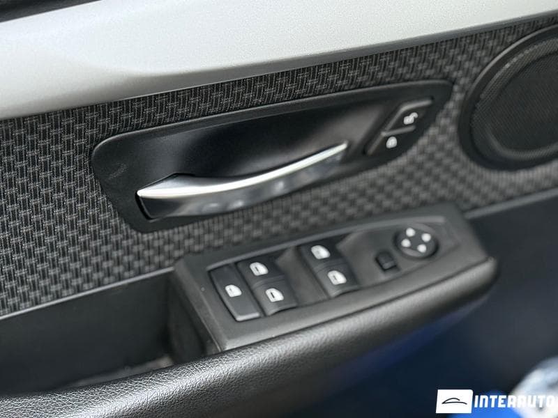 BMW 216d 2018 — Миниатюра 5