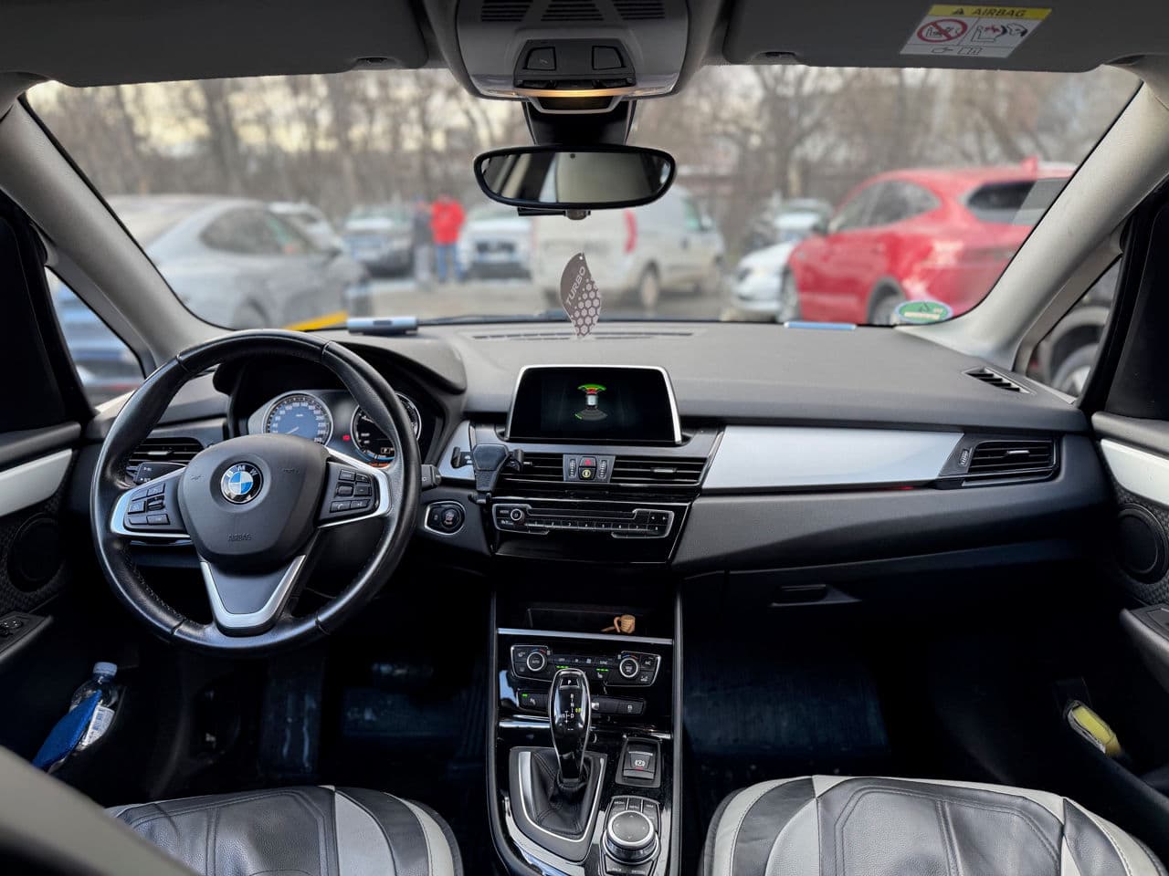 BMW 216d 2018 — Миниатюра 15