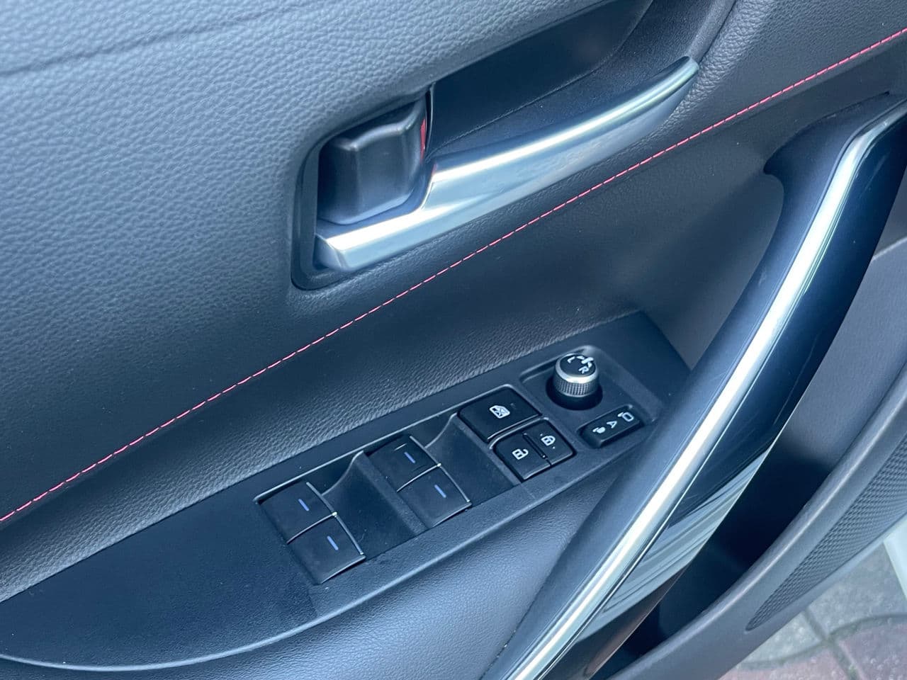 2020 Toyota Corolla — Miniatură 14