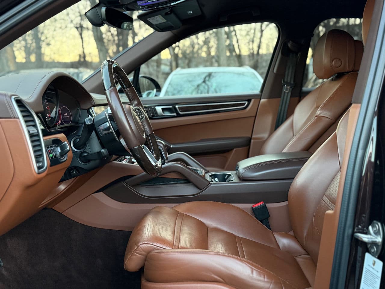 2020 Porsche Cayenne — Miniatură 8