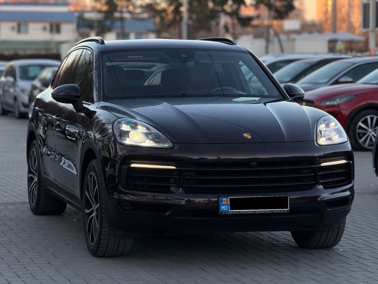2020 Porsche Cayenne — Miniatură 3
