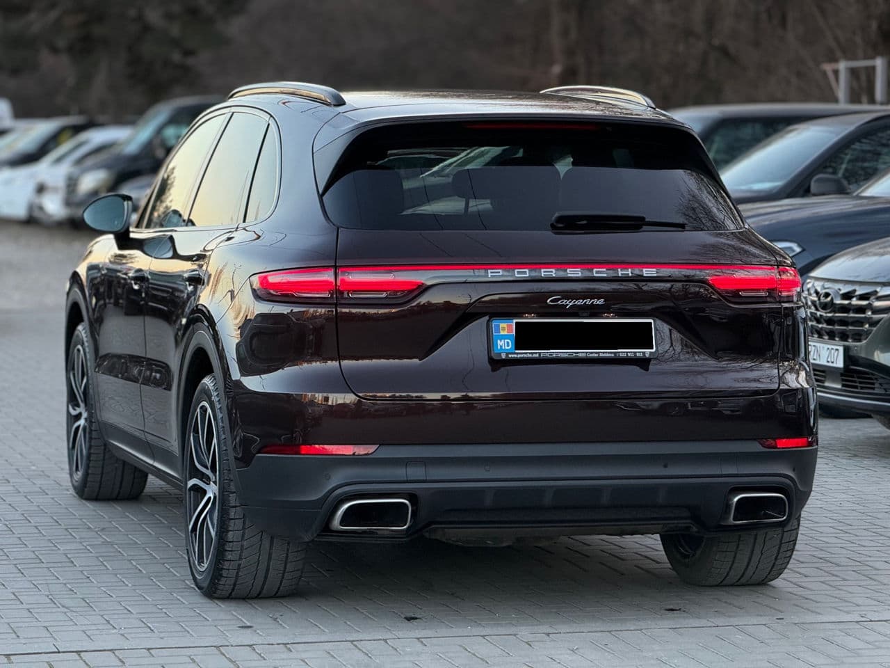 2020 Porsche Cayenne — Miniatură 4