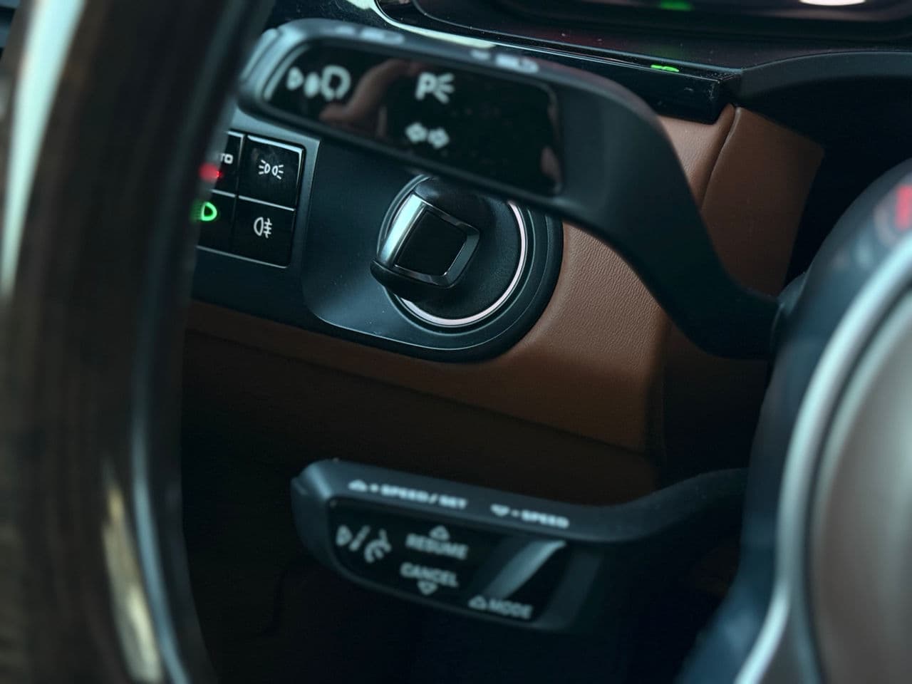 2020 Porsche Cayenne — Miniatură 10