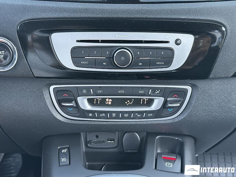 2015 Renault Grand Scenic — Miniatură 10
